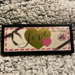 Too Faced: Love